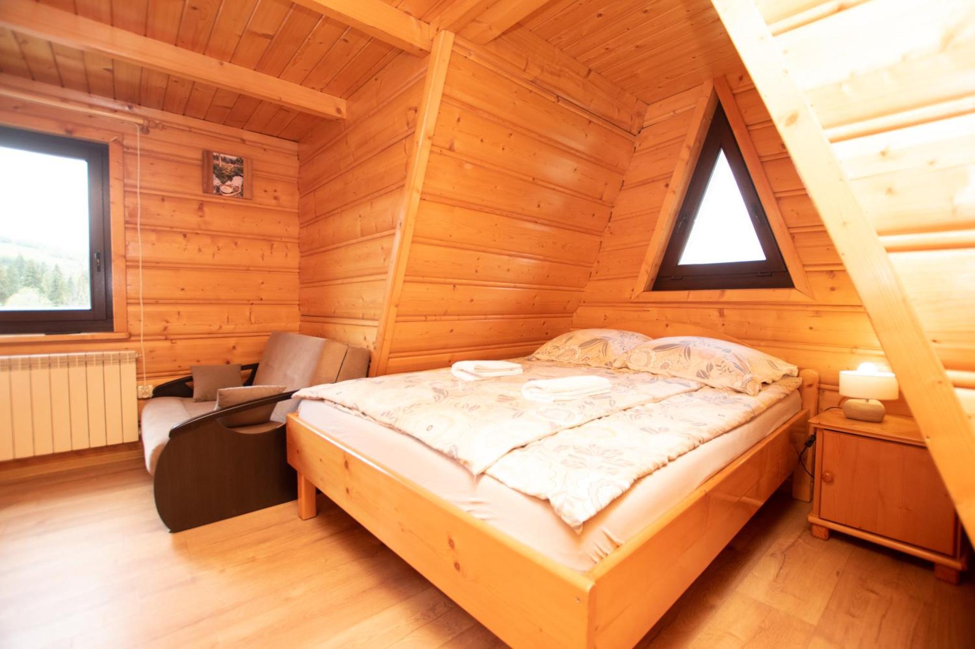 Pod Hawraniem Hotell Jurgów Exteriör bild