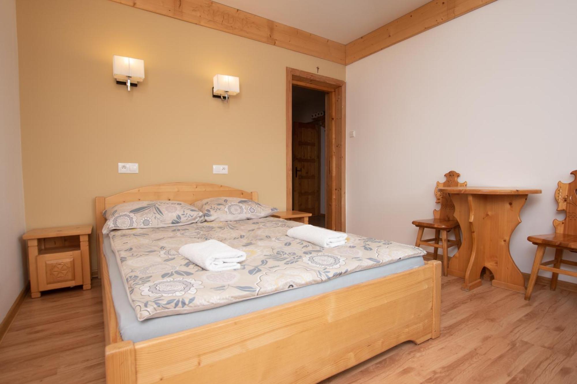 Pod Hawraniem Hotell Jurgów Exteriör bild