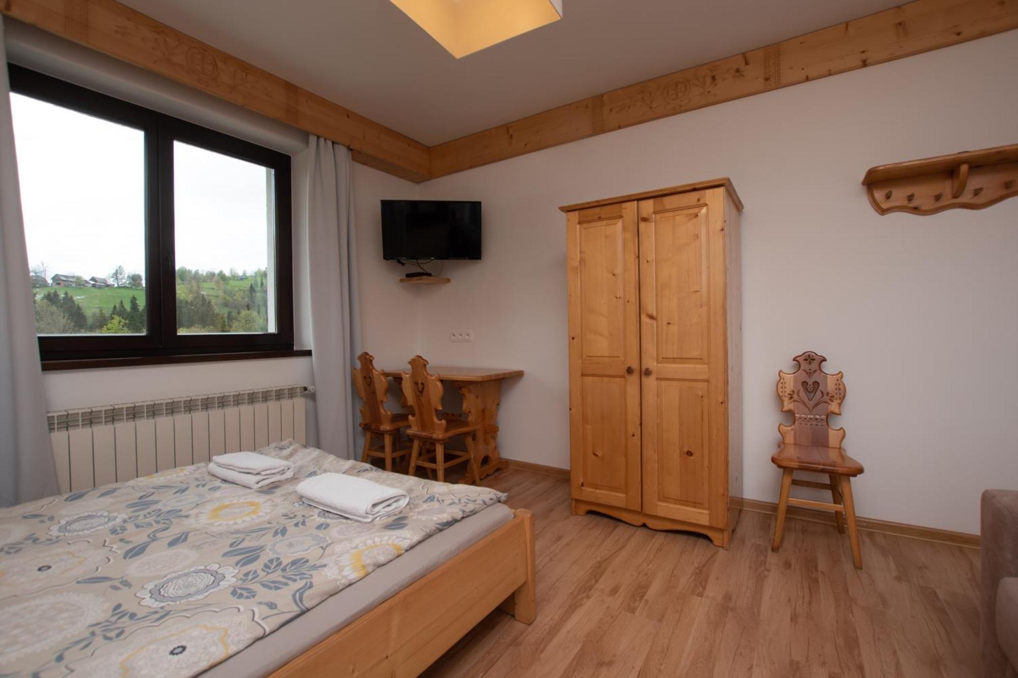 Pod Hawraniem Hotell Jurgów Exteriör bild